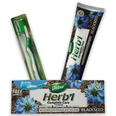 Зубная паста для комплексного ухода с Семенами черного тмина, Dabur Herb'l, 150 гр и зубная щетка